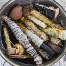 Load image into Gallery viewer, eco print, leave print