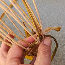 Load image into Gallery viewer, vessel weaving workshop