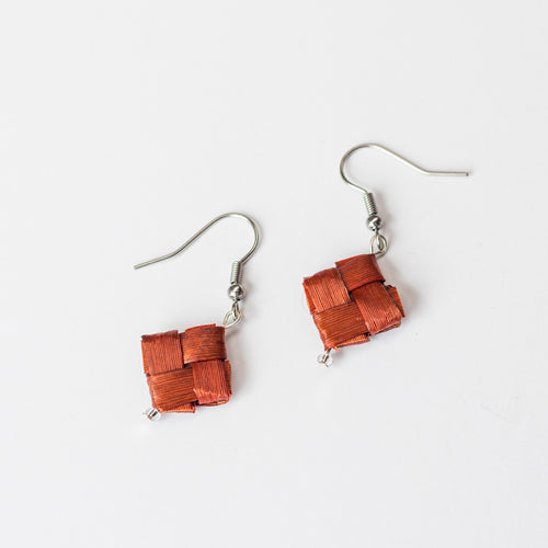 harakeke earrings